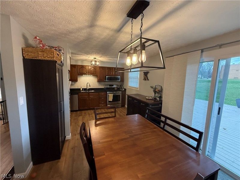 531 Heatherwood Drive SE, Warren, OH 44484 Photo 6