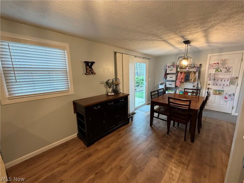 531 Heatherwood Drive SE, Warren, OH 44484 Photo 8