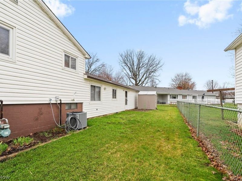 4401 Forest Hill Drive , Lorain, OH 44053 Photo 24