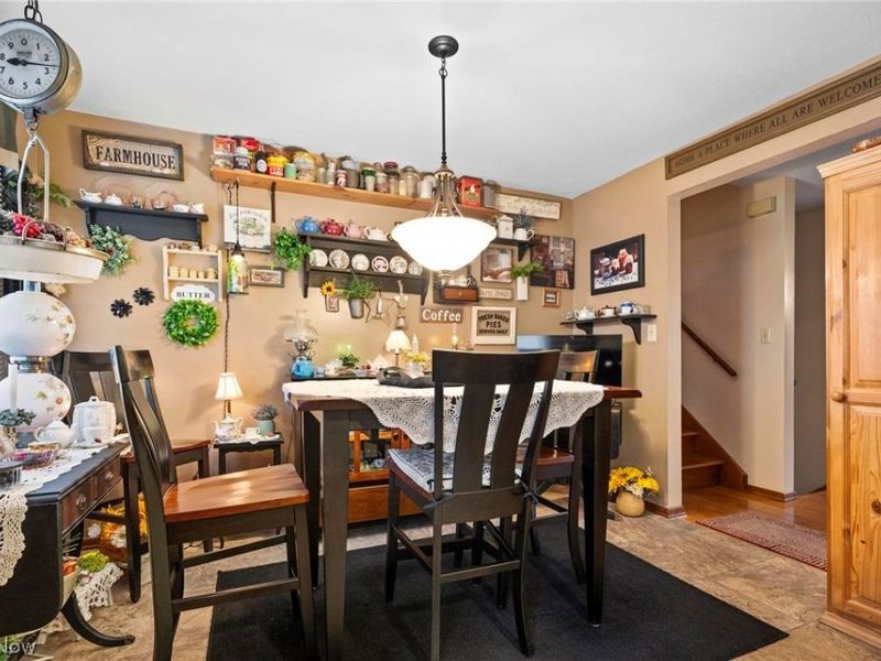 4401 Forest Hill Drive , Lorain, OH 44053 Photo 7