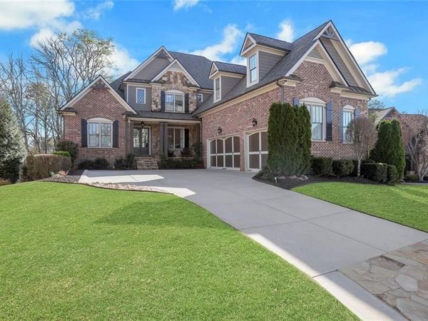 135 Slate Drive , Buford, GA 30518