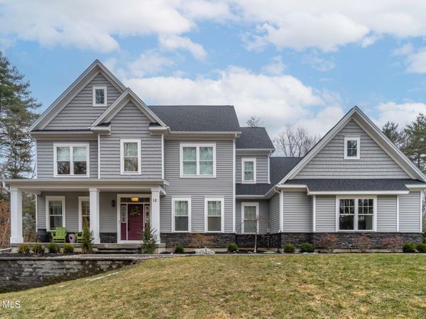 10 Jennifer Lane, Ballston Spa, NY 12020