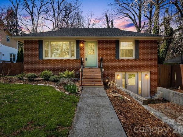 1733 Clairmont Drive , Hendersonville, NC 28791