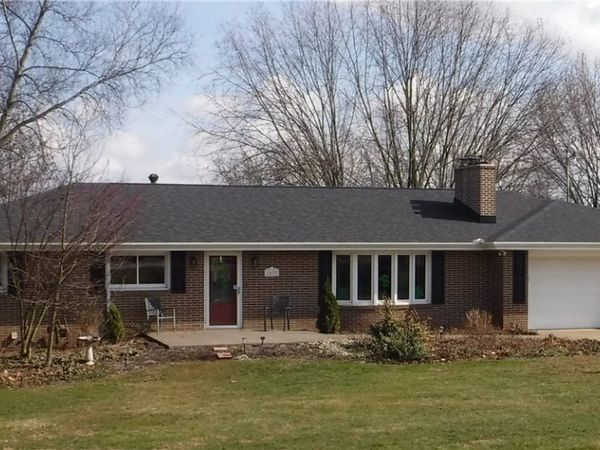 1032 Mercer Rd, Beaver Falls, PA 15010