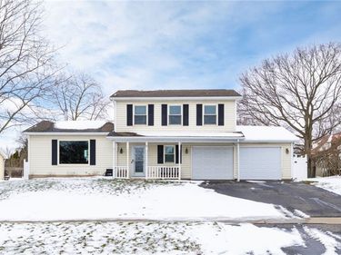 27 Parnell Drive, Churchville, NY 14428