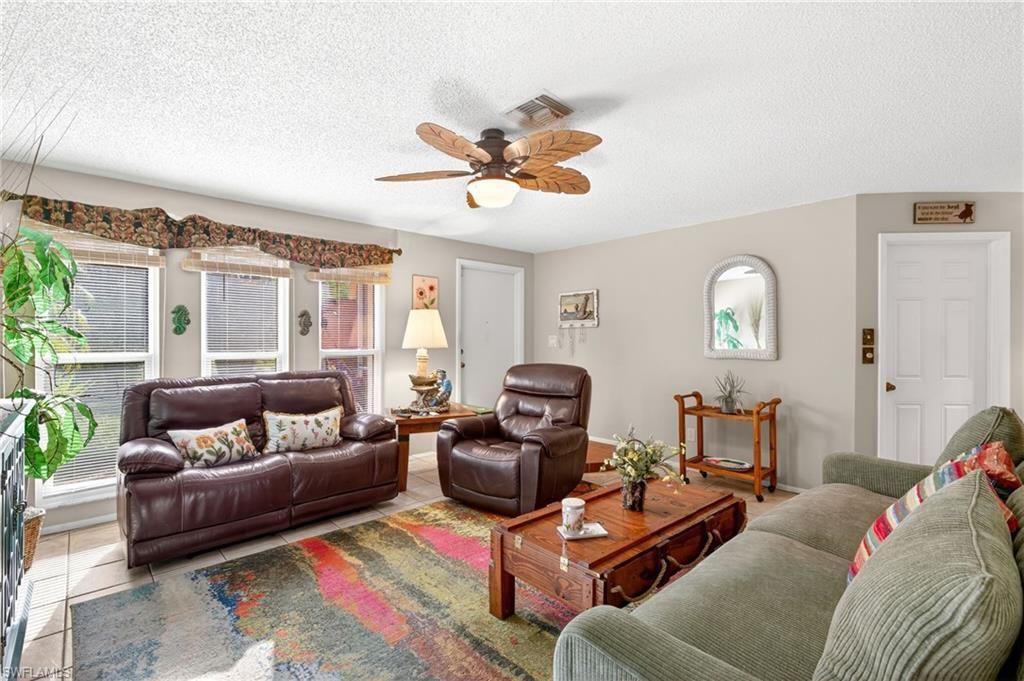 17411 Williamsburg Dr, North Fort Myers, FL 33917 Photo