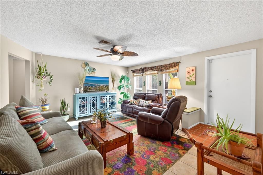 17411 Williamsburg Dr, North Fort Myers, FL 33917 Photo