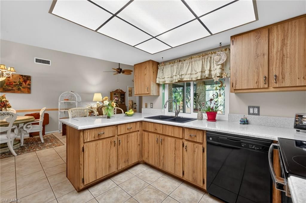 17411 Williamsburg Dr, North Fort Myers, FL 33917 Photo