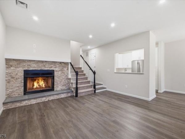 8 Encampment Drive, Bedminster, NJ 07921