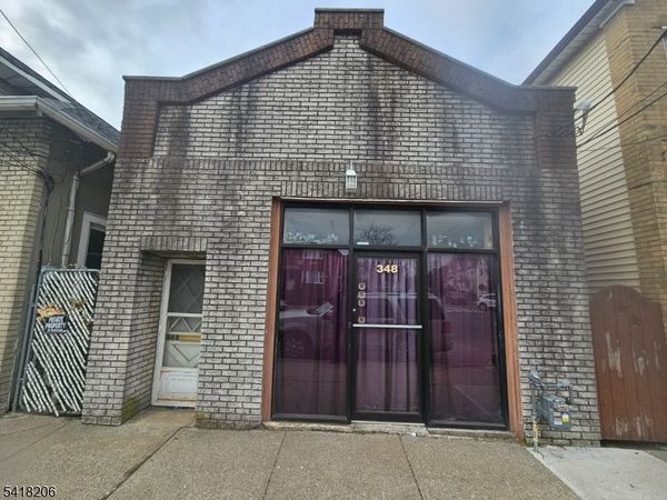 348 S Wood Ave, Linden, NJ 07036