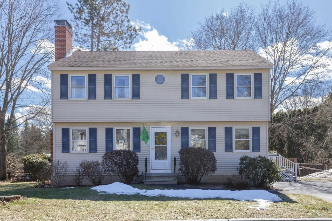 6 Crawford Road, Concord, NH 03301 Main Photo