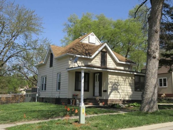1015 N 7th Street, Estherville, IA 51334