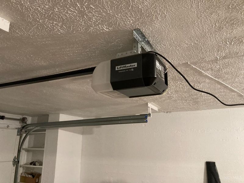 5004 Cleves Warsaw Pike, Cincinnati, OH 45238 Photo 28