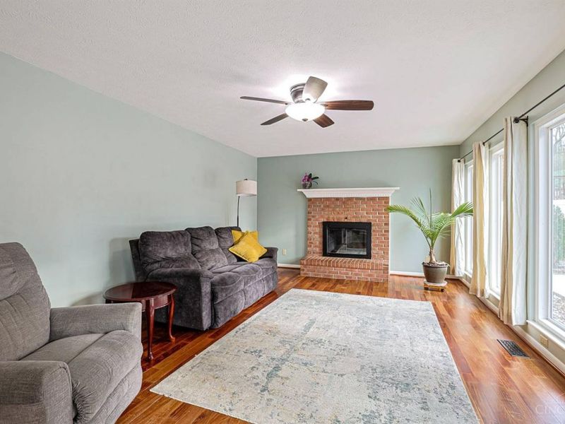 5462 Brigade Court, Cincinnati, OH 45239 Photo 10