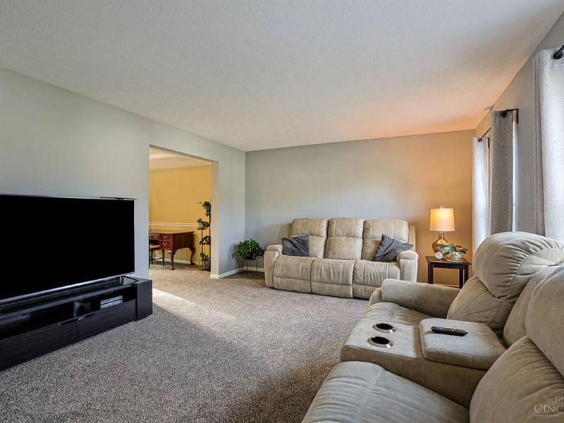 5462 Brigade Court, Cincinnati, OH 45239 Photo 6