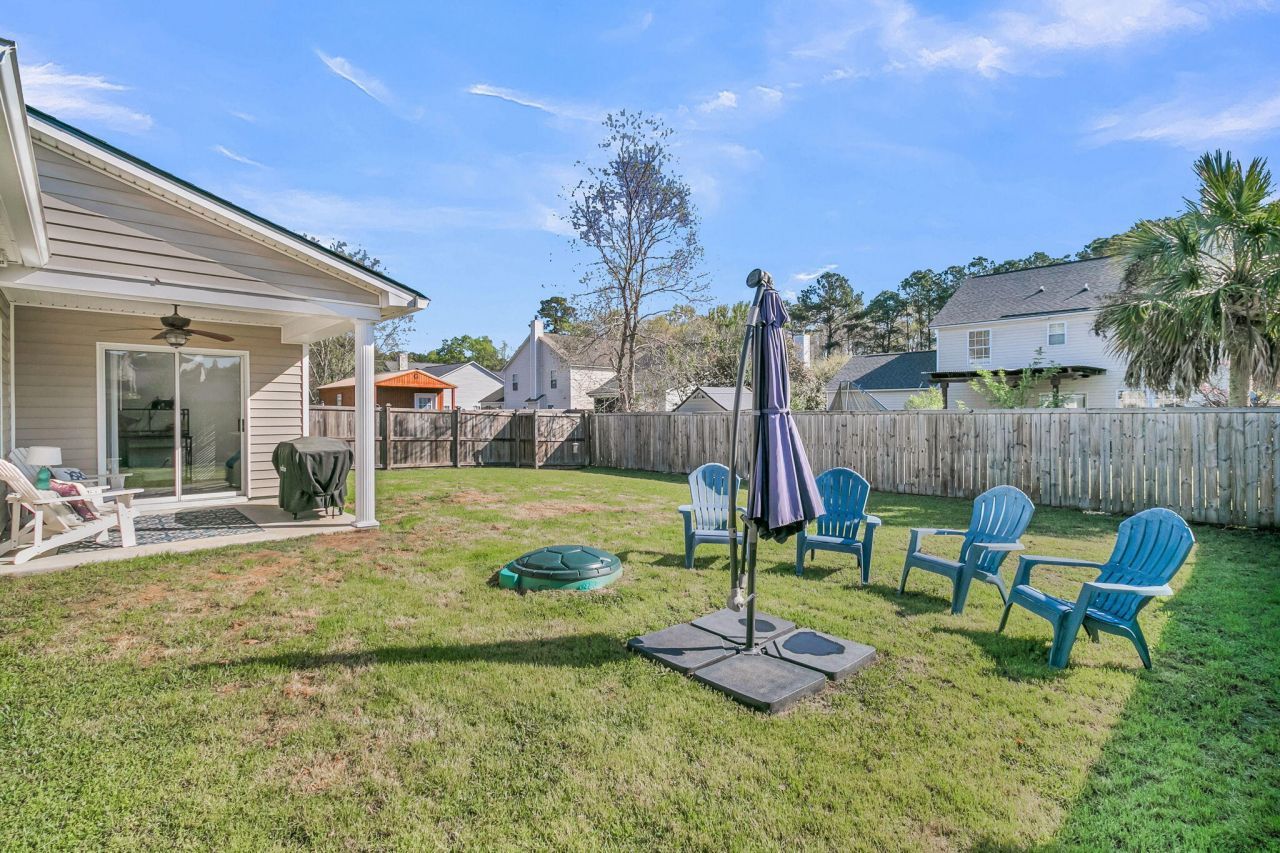 408 Aberdeen Circle Photo 18