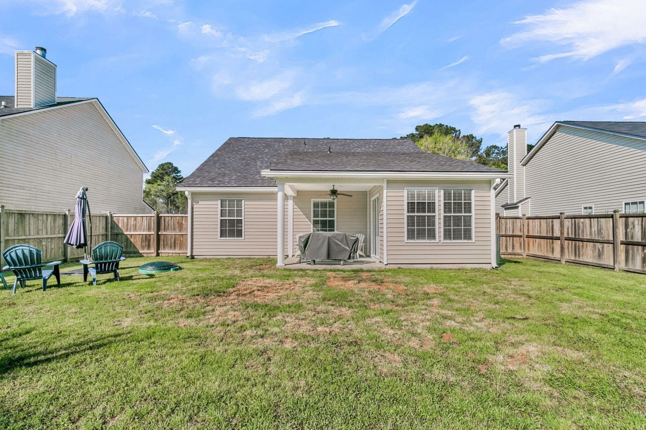 408 Aberdeen Circle Photo 19