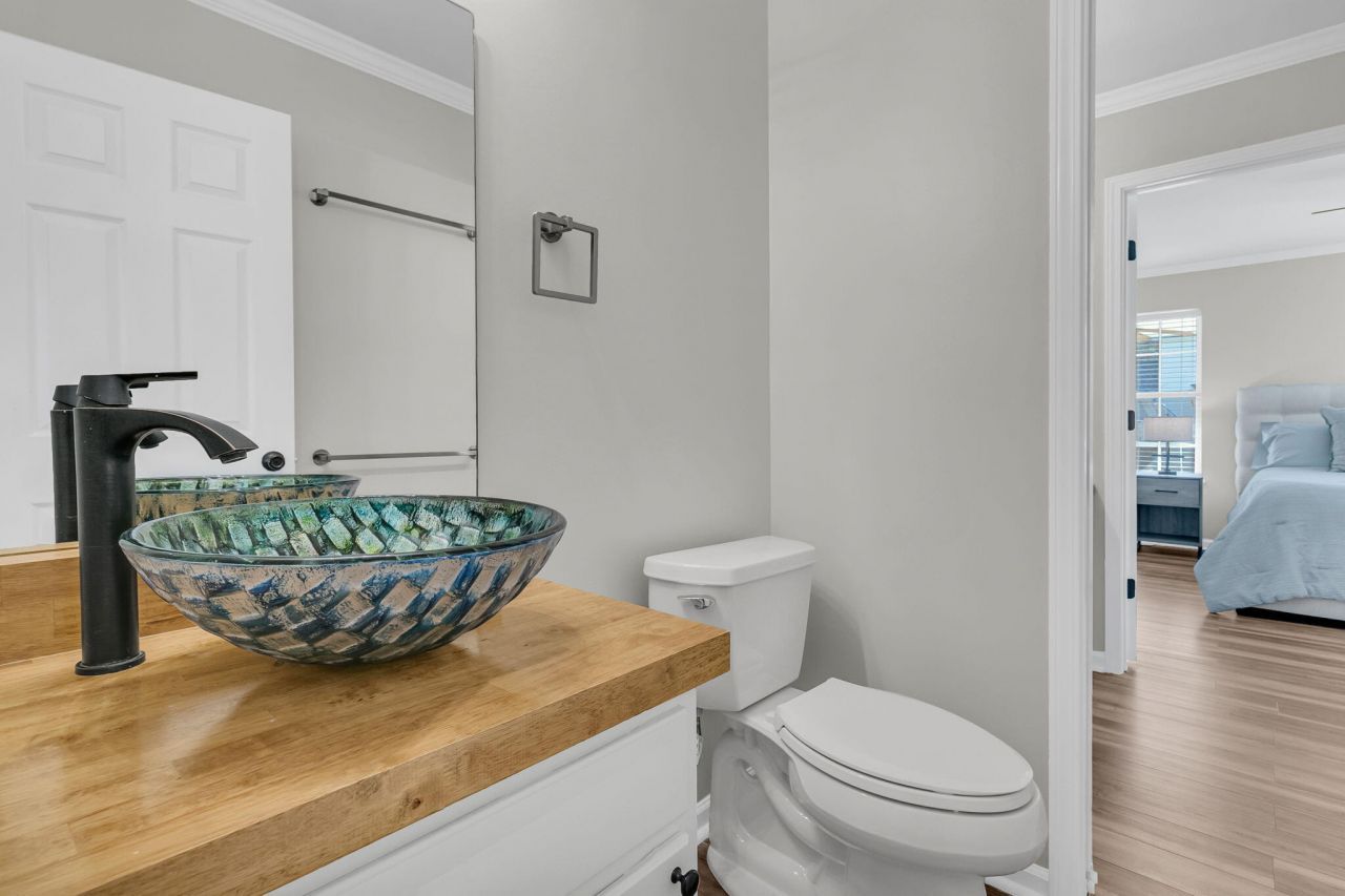 408 Aberdeen Circle Photo 29