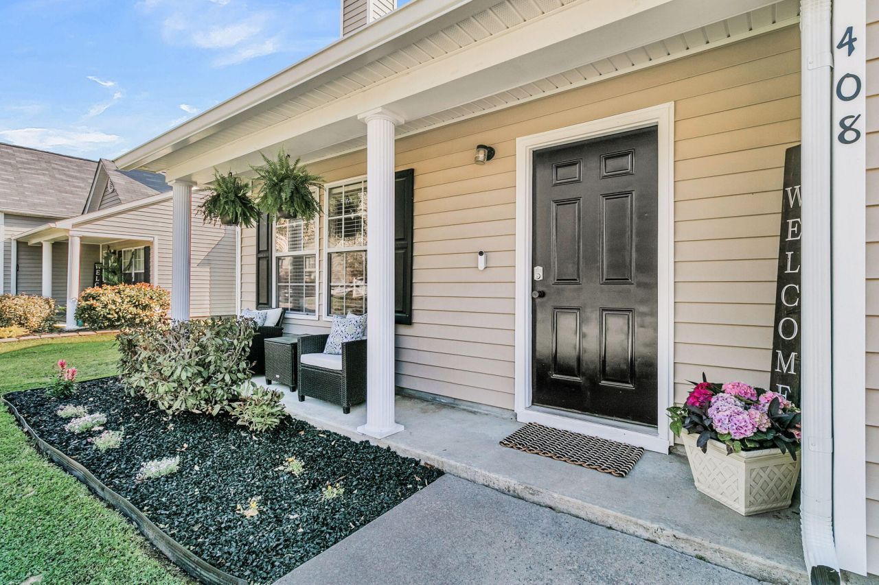 408 Aberdeen Circle Photo 4