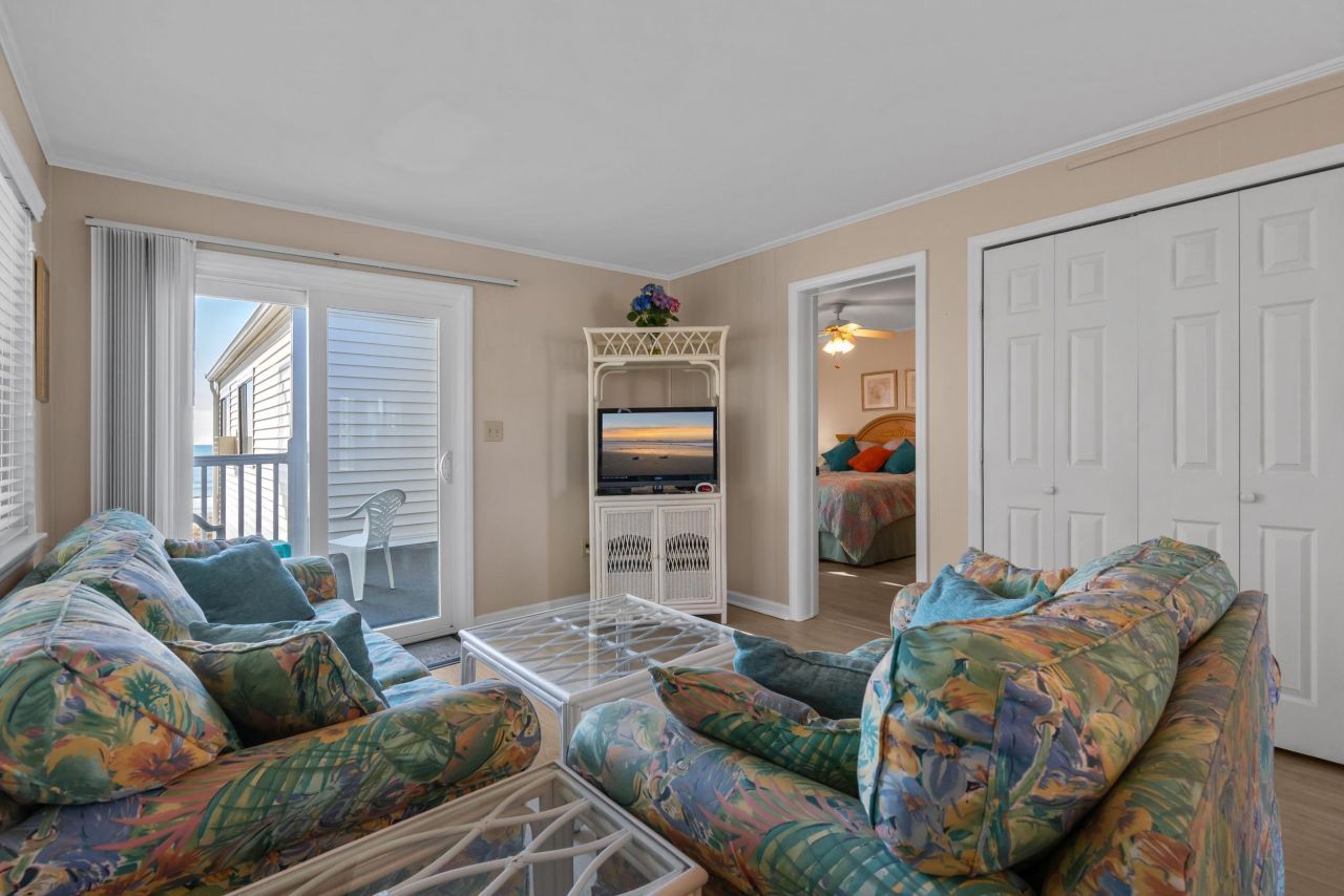 2203 S Ocean Blvd. Photo 10