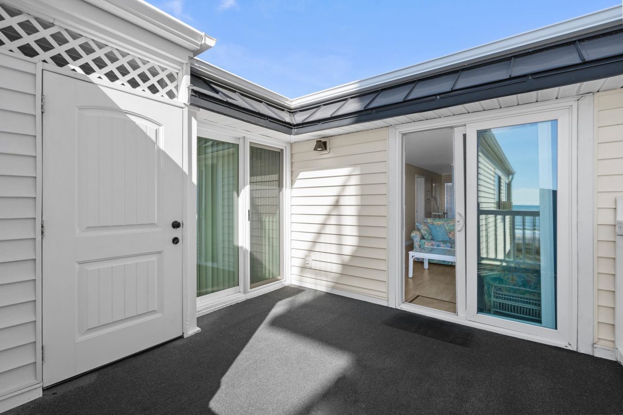 2203 S Ocean Blvd. Photo 24