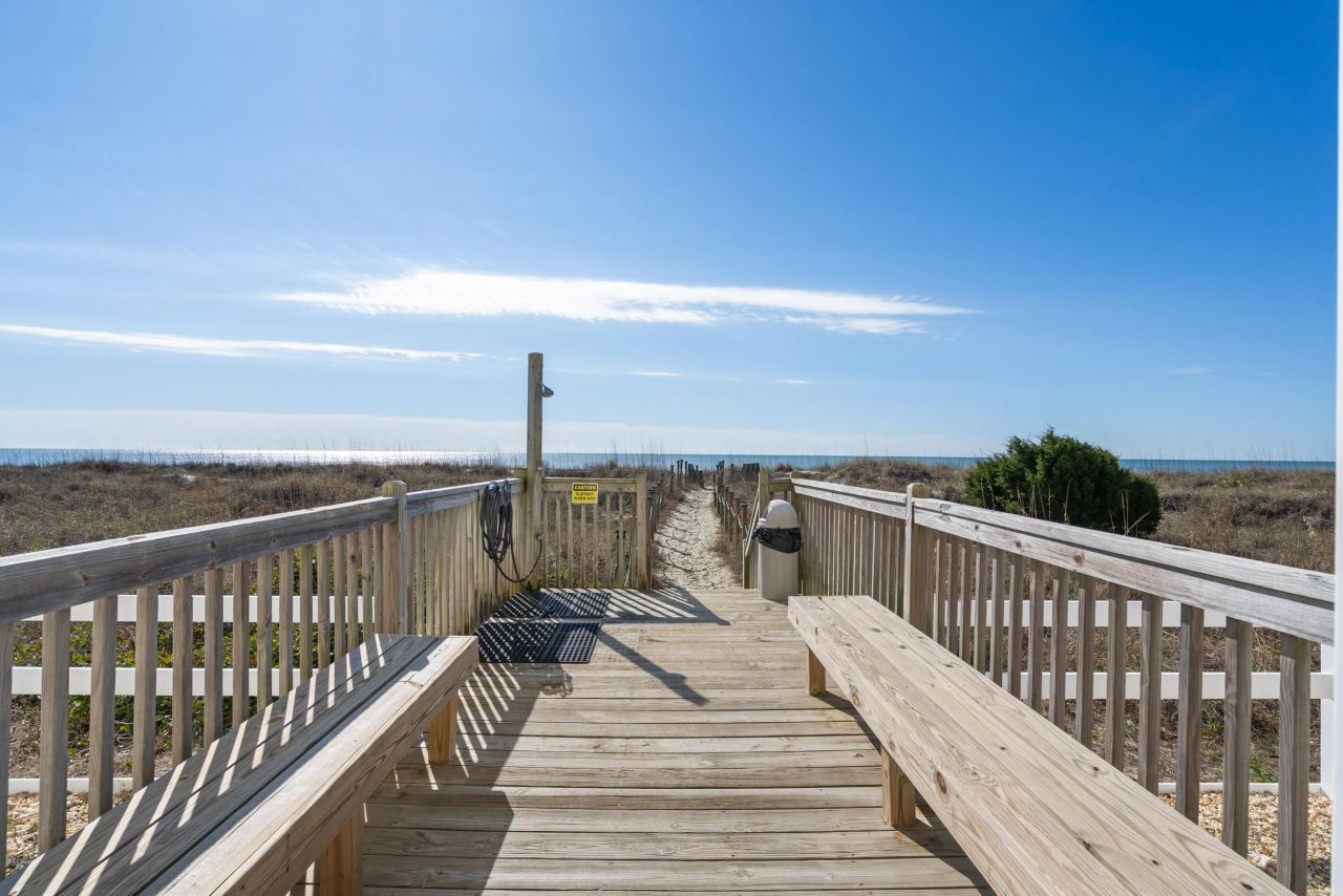 2203 S Ocean Blvd. Photo 26