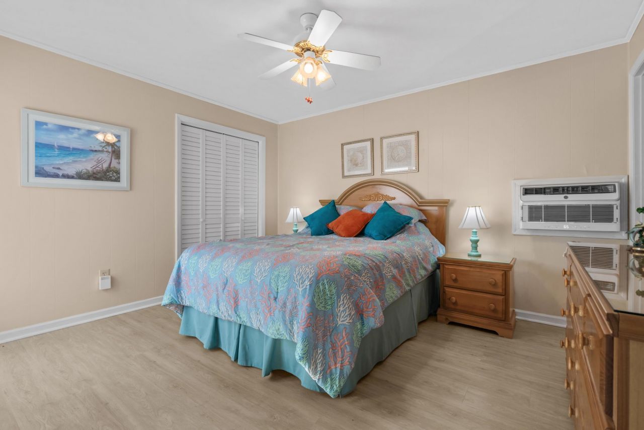 2203 S Ocean Blvd. Photo 27