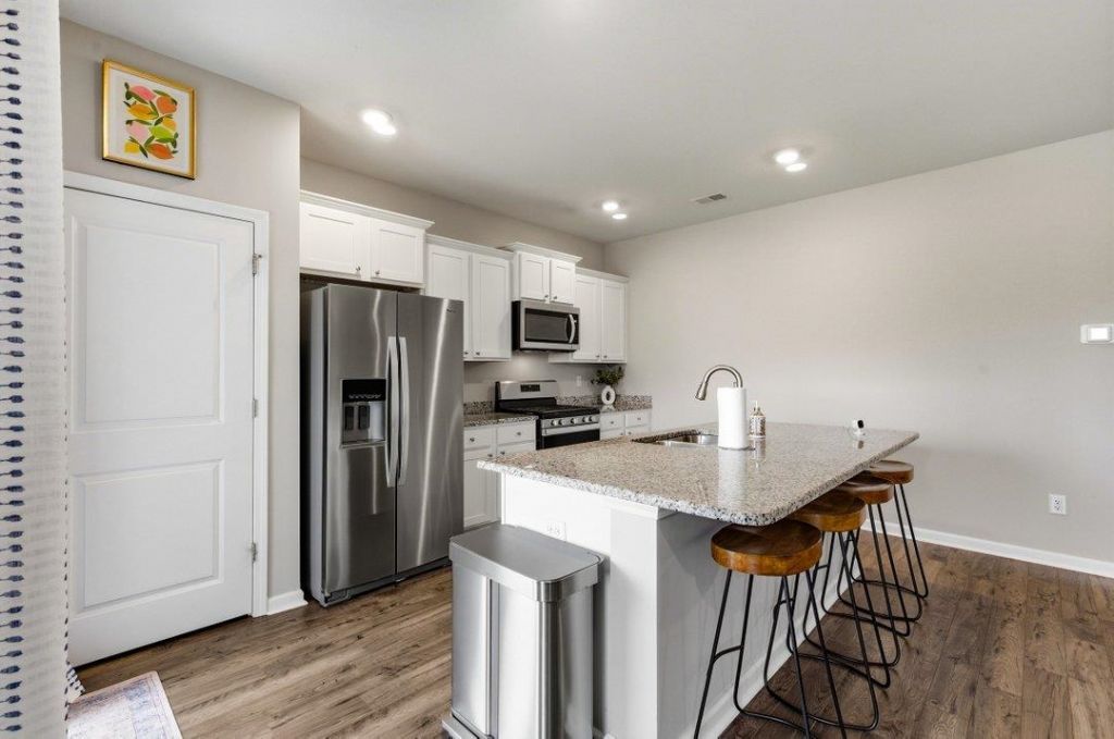 2587 Orion Loop  Photo 13