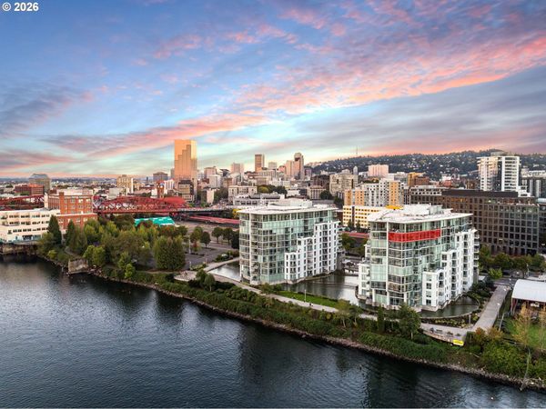1310 NW NAITO PKWY, Unit 901, Portland, OR 97209