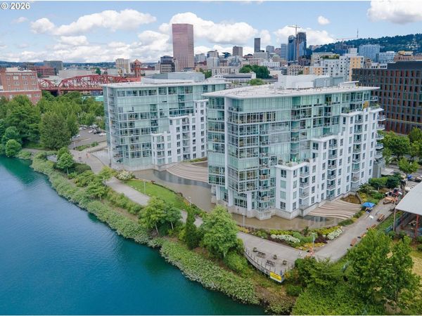 1310 NW NAITO PKWY, Unit 901, Portland, OR 97209