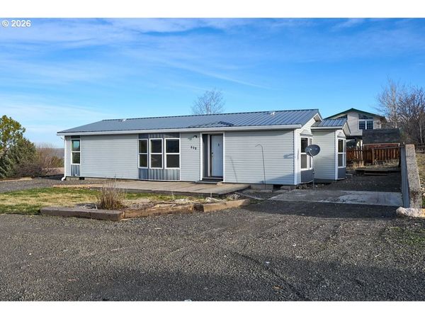 801 RESIDENCE ST, Enterprise, OR 97828