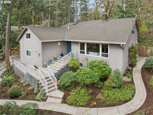 21 DEL PRADO ST, Lake Oswego, OR 97035