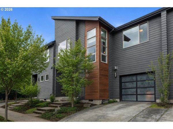 37 NE SKIDMORE ST, Portland, OR 97211