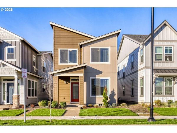 8465 SE CRABAPPLE ST, Hillsboro, OR 97123