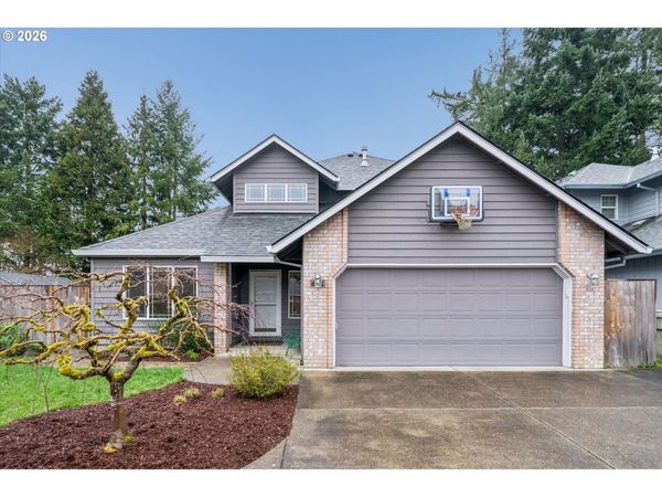 892 SE 54TH AVE, Hillsboro, OR 97123