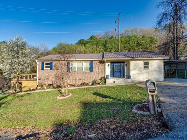 215 Waheela Drive, Chattanooga, TN 37404