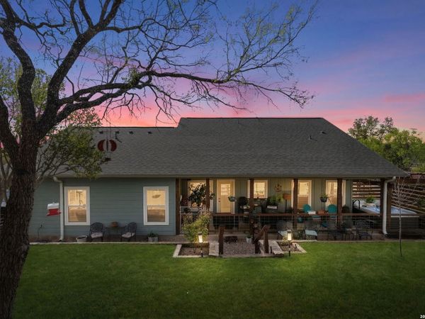 221 Sandy Mountain, Sunrise Beach, TX 78643