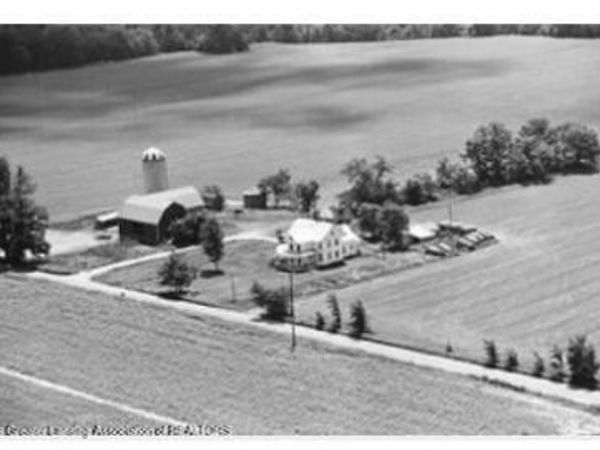 12468 22 Mile Road, Trufant, MI 49347