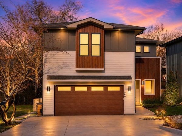 560 Highcrest Dr, Nashville, TN 37211