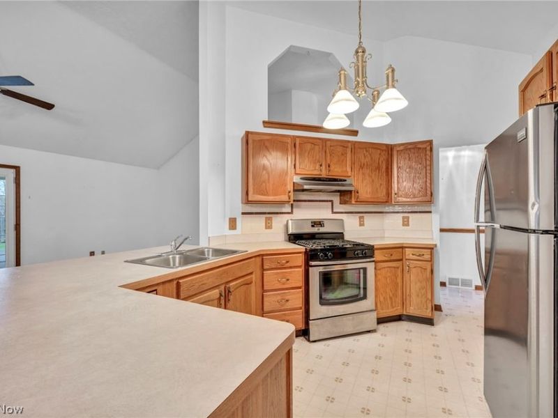 1064 Yarmouth Road , Grafton, OH 44044 Photo 12