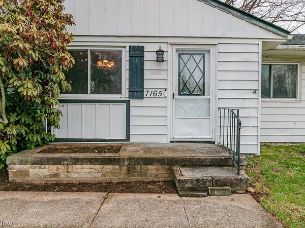 7165 Anthony Court , Madison, OH 44057