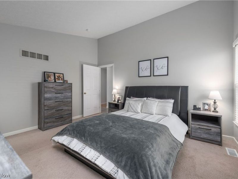 4518 Santina Way , Lorain, OH 44053 Photo 16