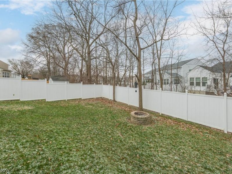 4518 Santina Way , Lorain, OH 44053 Photo 46