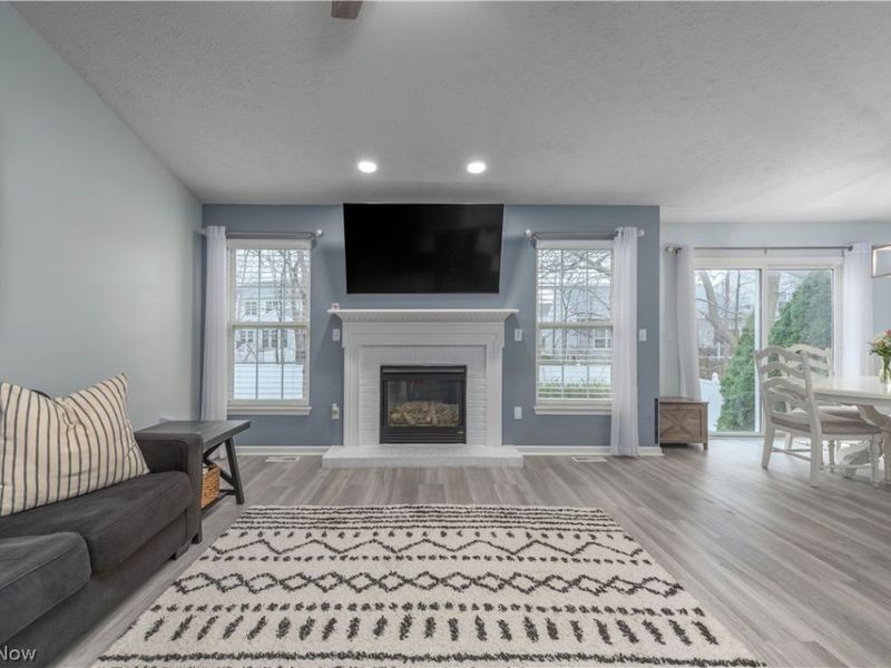 4518 Santina Way , Lorain, OH 44053 Photo 6