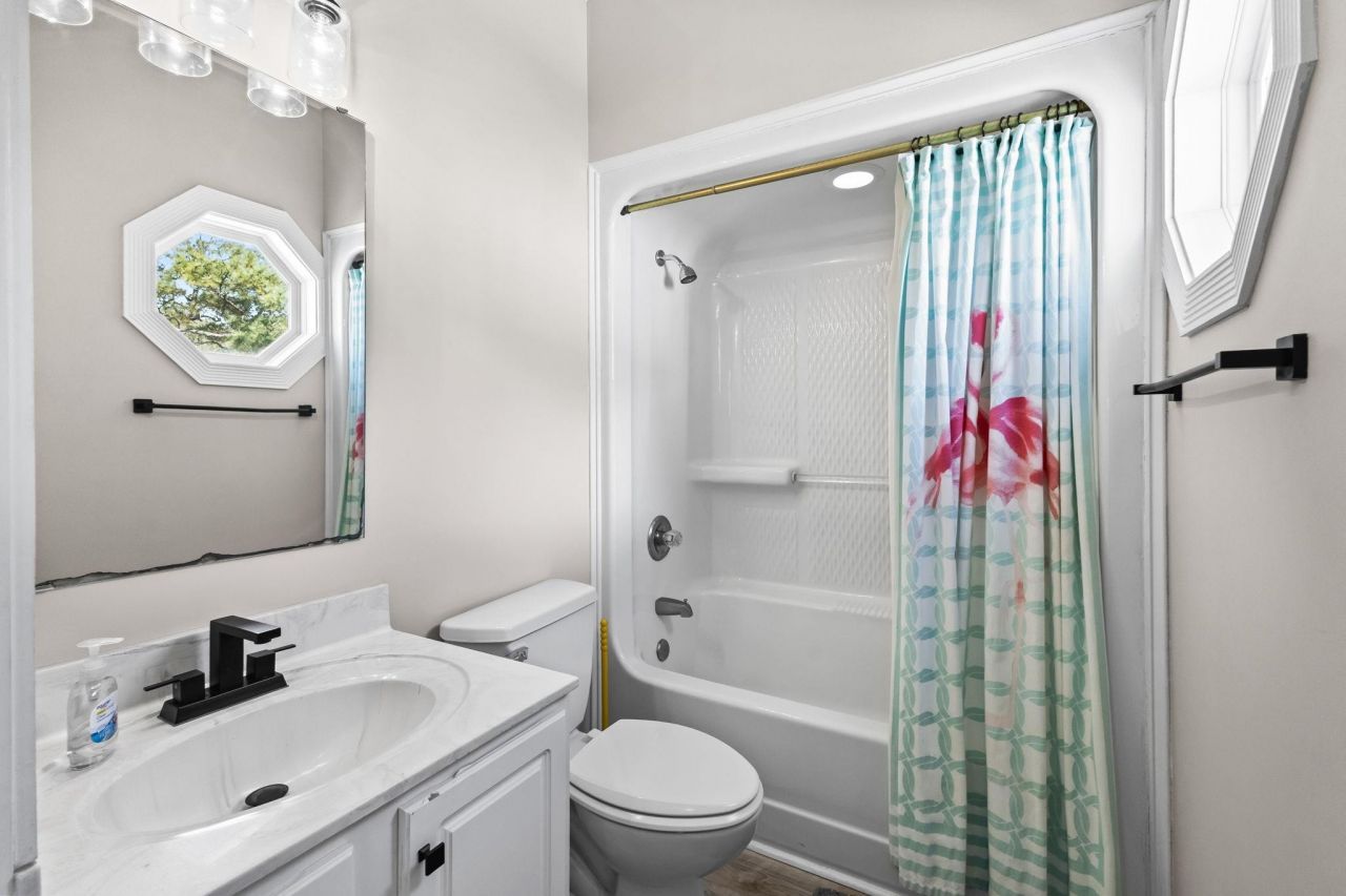 6001 - N122 S Kings Hwy. Photo 31