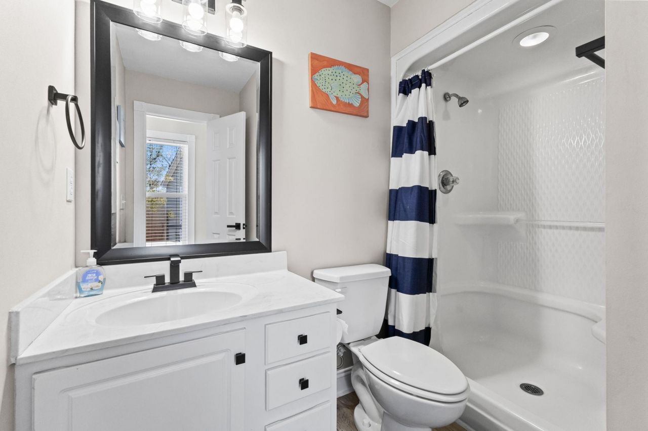 6001 - N122 S Kings Hwy. Photo 37