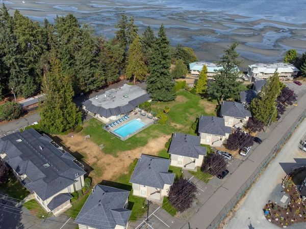 1165 Resort Dr, Unit 36, Parksville, BC V9P 2E2