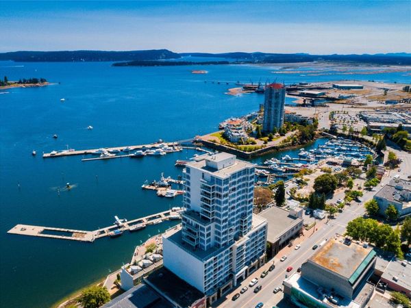 38 Front St , Unit TH15, Nanaimo, BC V9R 0B8