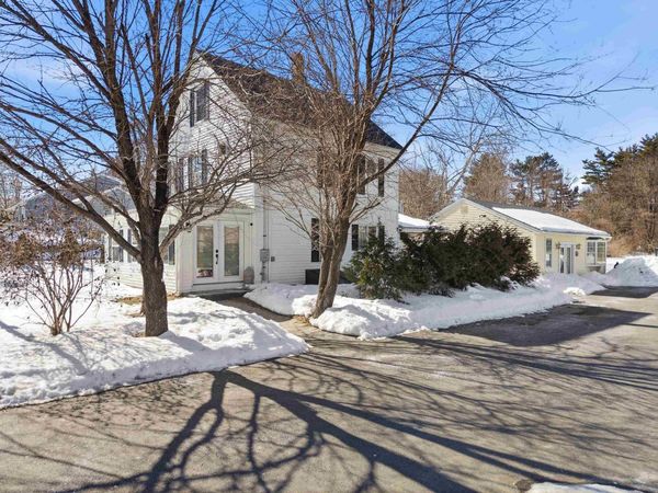 96 Lafayette Road, Hampton Falls, NH 03844