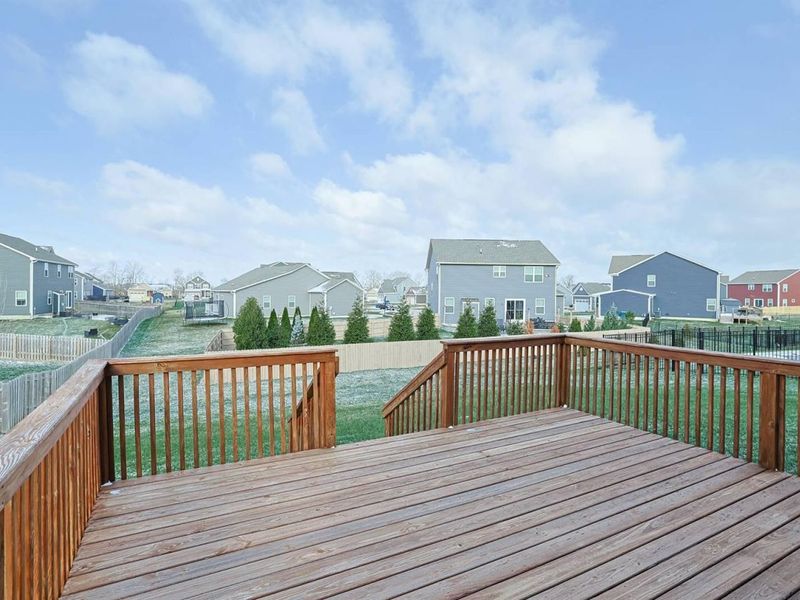 320 Chevington Chase , Tipp City, OH 45371 Photo 40